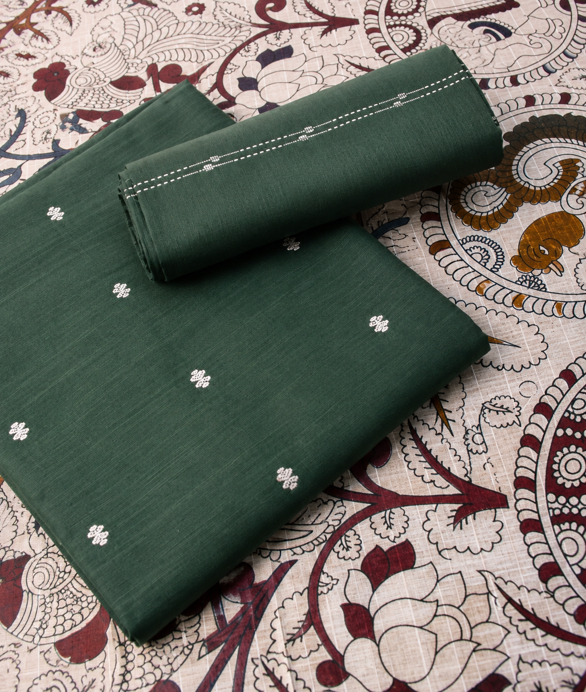 unstitched materials