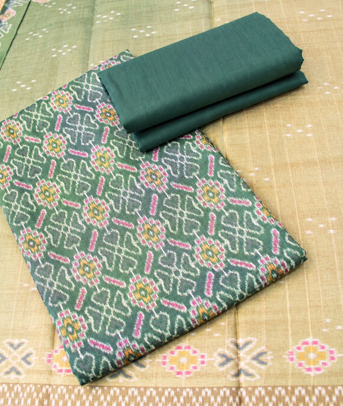 unstitched materials